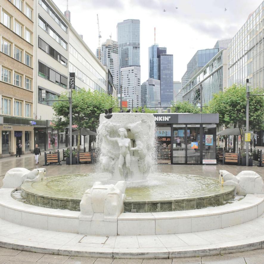 Schoenes Helles Zimmer Direkt In Frankfurt City Nr 301 Hotell Frankfurt am Main Exteriör bild